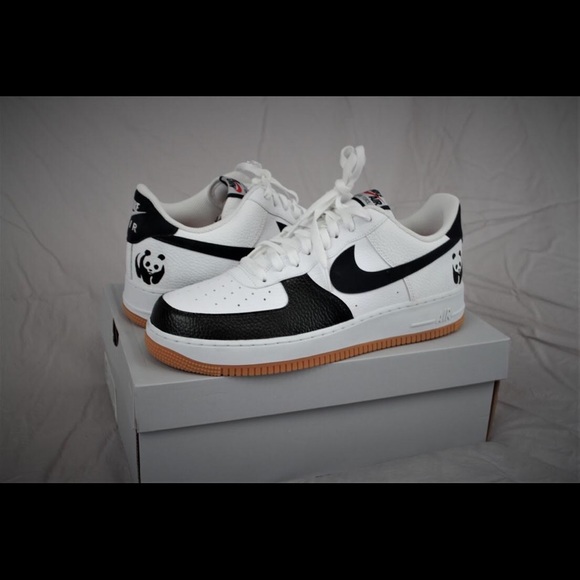 panda nikes